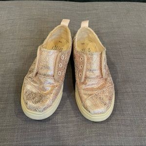TOMS kids shoes